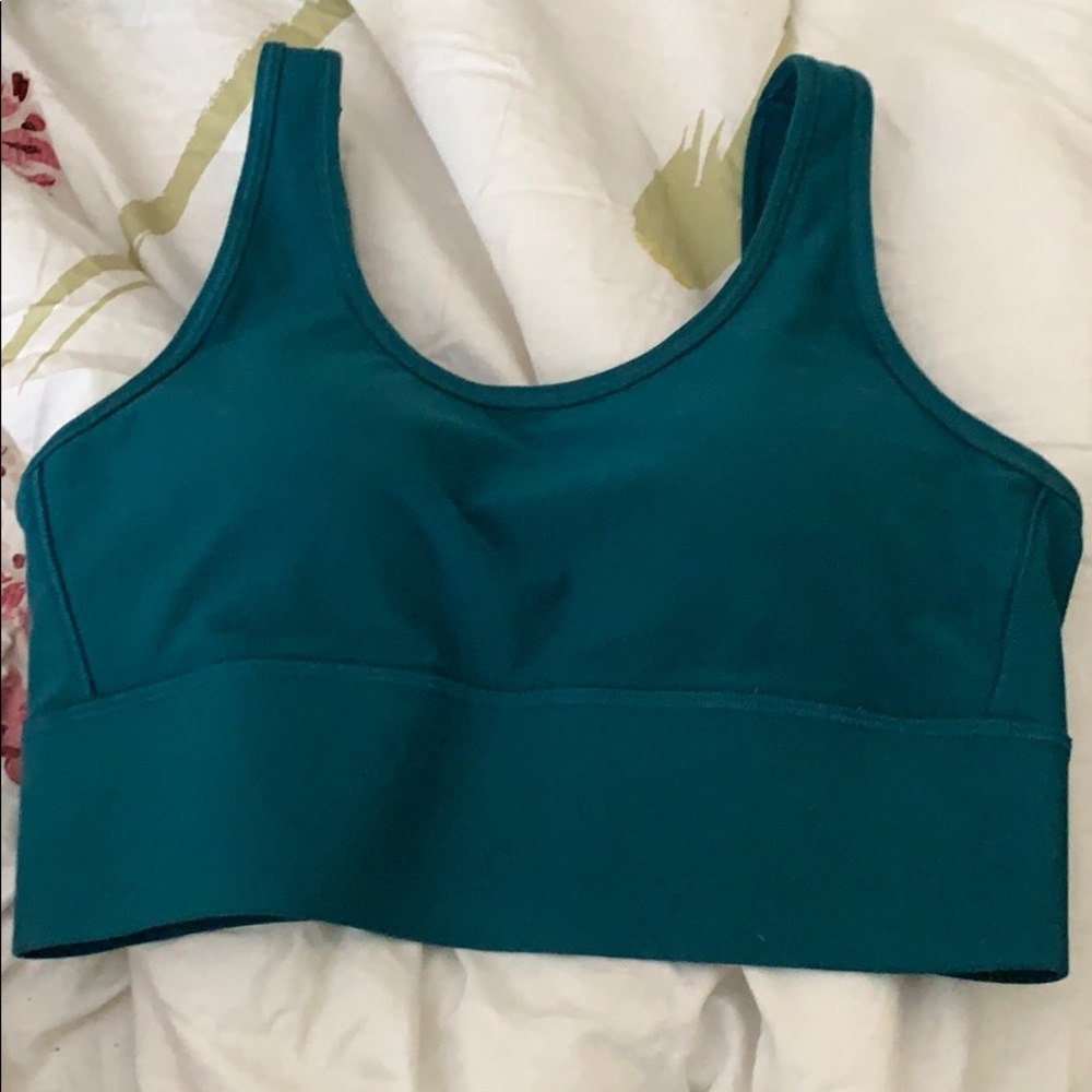 UA workout bra